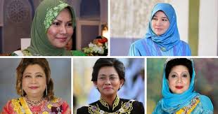Only 10 recipients may be awarded this honour. 12 Kerabat Diraja Malaysia Ikhlas Menghulur Bakti Buat Ringankan Beban Rakyat Jelata Nona