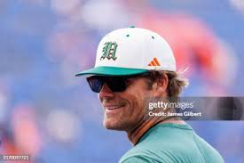 1,423 Greg Gilbert Photos & High Res Pictures