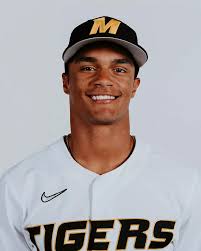 Late Rally Helps Kansas Upend Baseball, 6-5