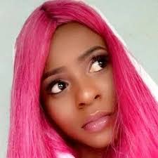 Mandy Berry's Instagram, Twitter & Facebook