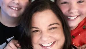 Kristen Piazza's Instagram, Twitter & Facebook