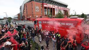 Get the latest liverpool news, scores, stats, standings, rumors, and more from espn. Liverpool Fc Fans Gather For Premier League Trophy Presentation Bbc News