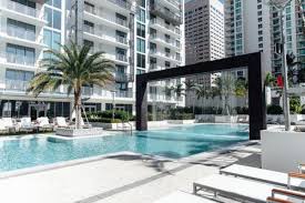 Ich hatte durch zufall reingezappt.es wurde eine wohnung im zentrum von miami gesucht. Wohnen Auf Zeit Miami Moblierte Wohnung Zur Zwischenmiete Miami Nestpick