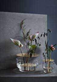 Ikebana Vase Brings The Beauty Of Nature Indoors Ikebana Vases Ikebana Modern Flower Arrangements