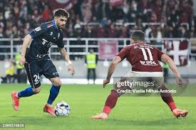 33 Photos & High Res Pictures