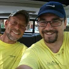 Robert Bottrell's Instagram, Twitter & Facebook