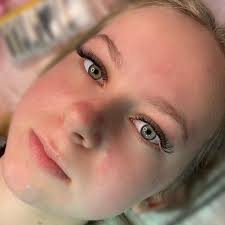 𝐓𝐇𝐀𝐋𝐈𝐀 𝐅𝐄𝐃𝐄𝐑𝐈𝐒𝐒𝐄 Beleza & Estética