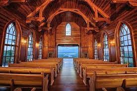 Top Of The Rock Wedding Chapel In Branson Weddingvenuetexas Glass Chapel Missouri Wedding Venues Wedding Venues Texas