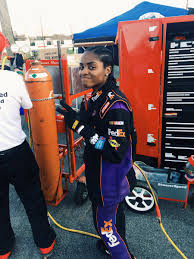Meet nascar's first female pit crew member. Brehanna Daniels On Twitter I Pitted My Very First Race In Nashville Last Night One Down More To Go Firstblackfemalechanger Nascardiversity Https T Co Kc3p1ivlpu