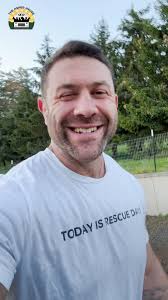 I love rescue day so much! So when a truck full of 15 small pups from Texas  rolls up, I can't contain myself ❤️ Apollo Support & Rescue for Abandoned  Dogs thank