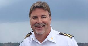 Look who was called a "Lake Legend" by Boston Magazine! Congrats Captain  Jim! Read more about it (scroll to Lake Winnipesaukee):  https://www.bostonmagazine.com/travel/new-england-lake-vacations/