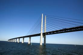 For offentlig transport med bus eller tog er fradraget 8 dkk pr. Oresundsbron Kor Til Under Halv Pris Med En Bropas Aftale