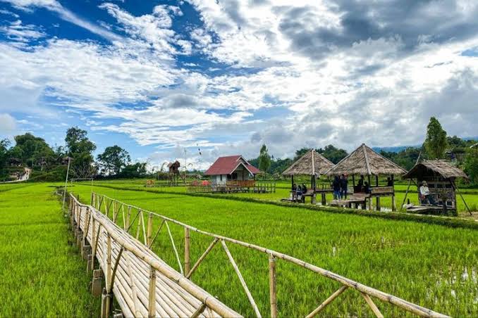 Desa Wisata Tondok Bakaru