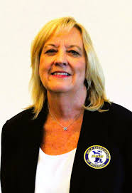 Loretta Larkin's Instagram, Twitter & Facebook