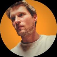 4900+ perfiles de «Sicard»