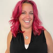 🌟 Exciting News at b.LUXE Hair and Makeup Studio! 🌟 We're thrilled to  welcome the talented Andrea Rees to our team! 🤩✨ With 27 years of  experience, she is our new Director