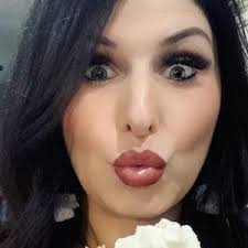 Erica Kuiper's Instagram, Twitter & Facebook