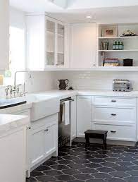 30 Practical And Cool Looking Kitchen Flooring Ideas Kitchen Remodel Small Kitchen Floor Tile Kitchen Inspirations
