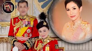 In einer feierlichen zeremonie setzte sich könig maha vajiralongkorn am samstag im großen palast von bangkok die krone auf. Thai Konig Frauen Und Die Macht Youtube