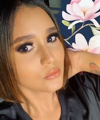 Yany makeup estudio. Nagua