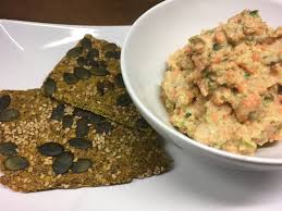 Der Karotten Sellerie Dip Mit Kapern Schmeckt Als Salat Oder Wurziger Brotaufstrich Diese Art Des Karotten Seller Lebensmittel Essen Karotten Leckeres Essen