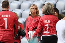 Seit einem jahr sind manuel neuer und anika bissel wohl zusammen. Hwmezpuvskglsm