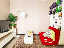 Untuk beberapa apartemen di jakarta yang terletak di pusat kota, tarif sewa apartemen sudirman park bisa lebih murah 20 persen ketimbang unit apartemen di tempat lainnya. Sewa Jual Apartemen Sudirman Park 1 2 3 Bedroom Fully Furnished City Pool View 6256 Apartemen123