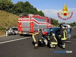 Emanuele terracciano 4 aprile 2017. Valmontone San Cesareo Incidente Tra Due Auto Due Morti