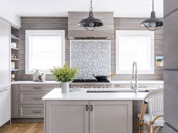 Kitchen from hgtv dream home 2021 36 photos. Kitchen Design Ideas A Classic New England Beach Feel With Modern Touches The Boston Globe