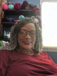 Yolanda Kern's Instagram, Twitter & Facebook