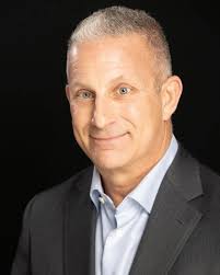 Spring/Summer 2024 Metro-Chicago Retail Space Guide by REjournals