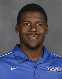 Ramell Davis's Instagram, Twitter & Facebook