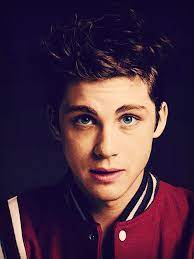 Brown hair blue eyes guy. Blue Eyes Boy And Brown Hair Image 709771 On Favim Com