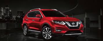 The 2019 rogue sport is largely the same as the outgoing 2018 version. Rogue Vs Rogue Sport Auffenberg Nissan