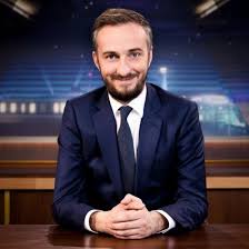Ihr schmunzelmagazin für bissige, konservative satire. Vor Wechsel Ins Zdf Hauptprogramm Jan Bohmermann So Ungewohnlich War Die Abschiedsshow Vom Neo Magazin Royale Svz De