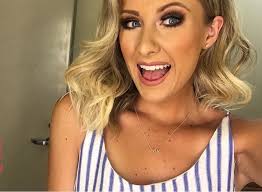 Kelli Loper (@kelli_loper)