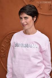 Voir plus d'idées sur le thème alessandra sublet coiffure, coupe de cheveux, coiffure. Alessandra Sublet A Toujours Opte Pour Une Coupe Courte Puretrend