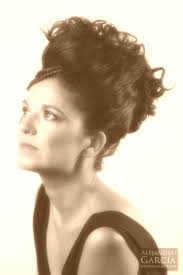 FRANCESCA MORENO MAKE UP ARTIST: MI CREACIÓN DE PEINADO--- Dos moños en  uno--- Moño con esencia egipcia trenzado y Rocabilly-Muy buenas ...  agradecerte que en este momento estés leyendo mi nuevo post