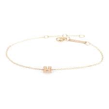 Distinct 'gail' vintage nameplate bracelet crafted in 14k yellow gold. Zoe Chicco Zoe Chicco 14kt Gold Letter Bracelet