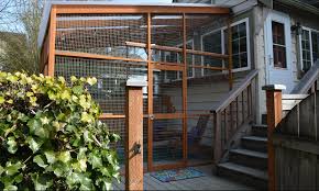 This outdoor cat shelter building will provide a comfy housing space to 6 cats at the same time! Outdoor Enclosures For Cats Paws