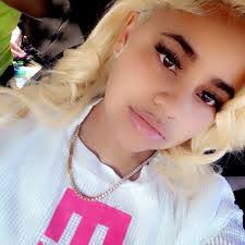 Alysha Armstrong's Instagram, Twitter & Facebook