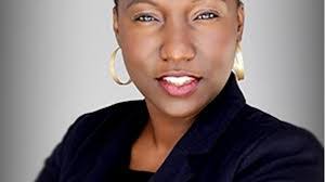 Naomi Hollis's Instagram, Twitter & Facebook