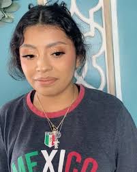 Soft glam with a little sparkle sparkle ✨