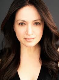 Roxie Hahn's Instagram, Twitter & Facebook