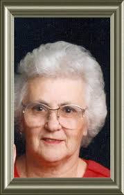 Pauline Mayfield's Instagram, Twitter & Facebook