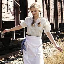 With jonas nay, filip piotrowicz, gerdy zint, steffen scheumann. Letnie Przesilenie Film O Mlodosci W Czasach Wojny Wkrotce W Kinach Zwiastun Premiera Obsada Eska Pl