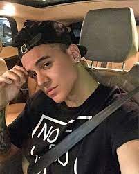 Invicto, no me respondes, una noche mas. Kevin Roldan Kevin Roldan Guys Captain Hat