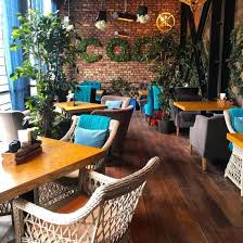 Солнечный календарь на август 2021 года в махачкале, россия. Sad Mahachkala Foto Restorana Tripadvisor