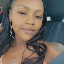 Khalilah Scott's Instagram, Twitter & Facebook