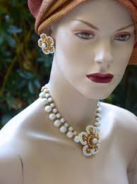 MIRIAM HASKELL Flowers Choker and Earrings